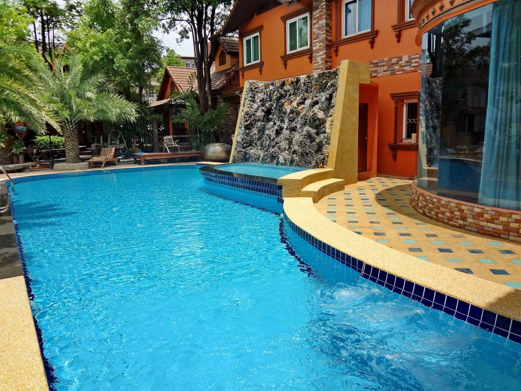 Khunsri Resort Art Boutique Hotel Pattaya Eksteriør bilde